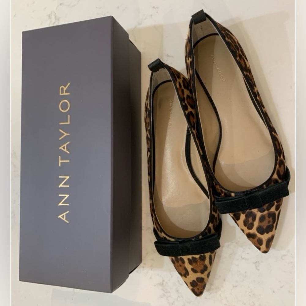 ANN TAYLOR PATRICIA BOW FLATS- NWT